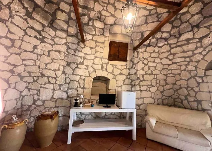 Pajara Contrada Morusi Nyaraló Martano